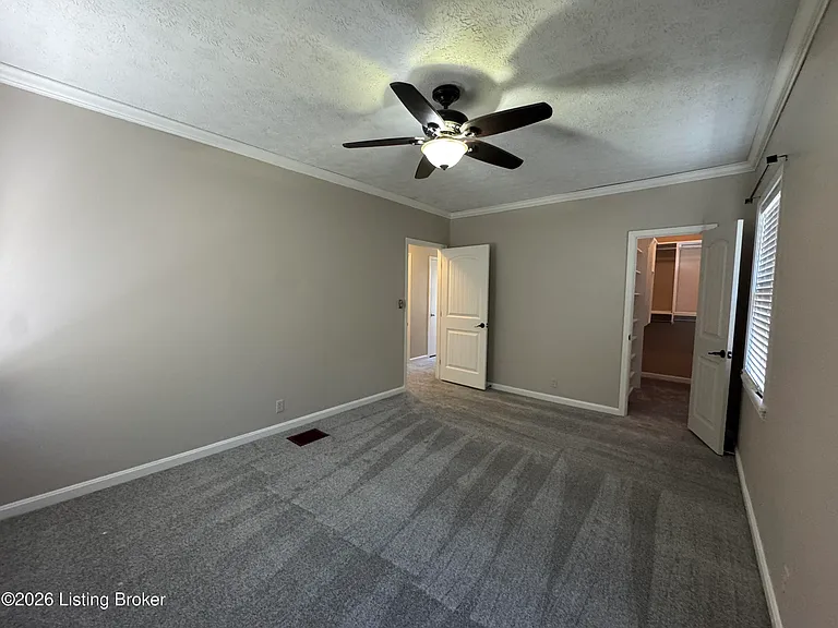 236 Kennedy Ave — Photo 20