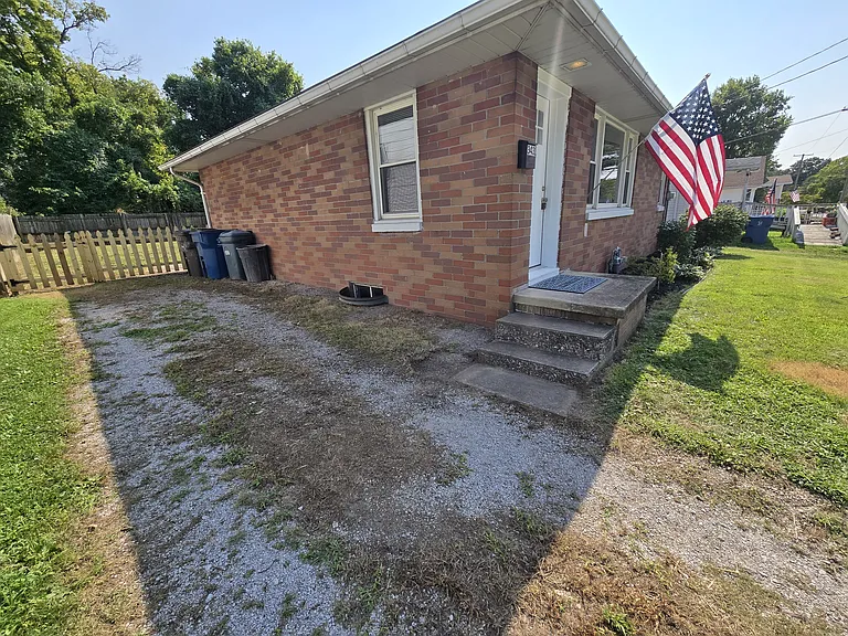 3431 Fullerton Ave — Photo 9