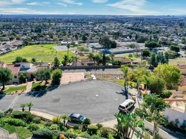 6036 Cobblestone Dr, Ventura, CA 93003