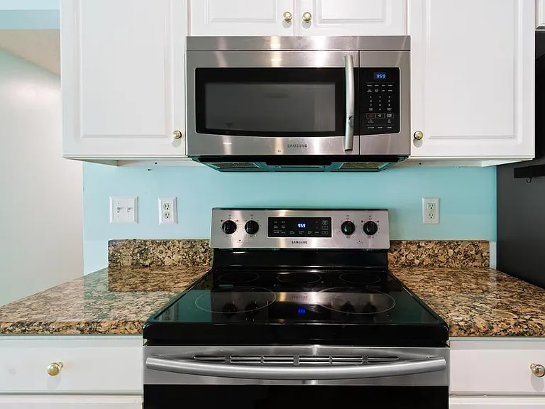 13480 Gallant Fox Cir W — Photo 16