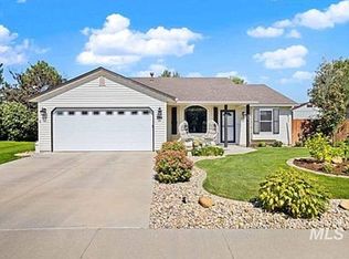 784 Johnson Dr, Middleton, ID 83644