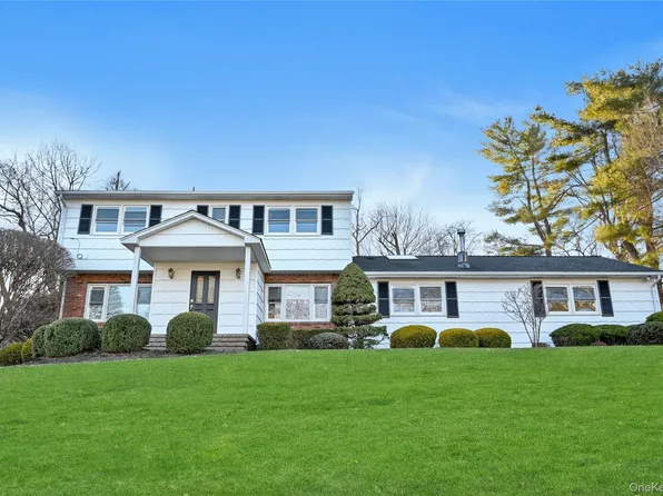 8 Jennifer Drive, New City, NY 10956