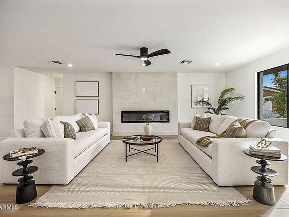 4th image of 5129 E VOLTAIRE Avenue