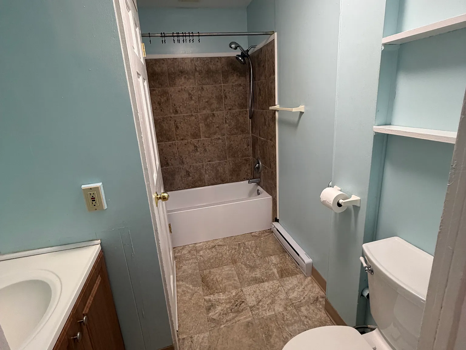2 bed, $1,450 — Photo 3
