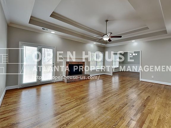 3rd image of 2272 Camden Dr SW