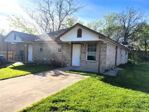 5209 Calloway St, Sansom Park, TX 76114