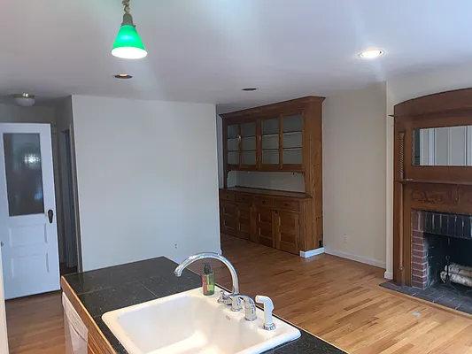 Rented by American Way Real Estate Inc | media 16