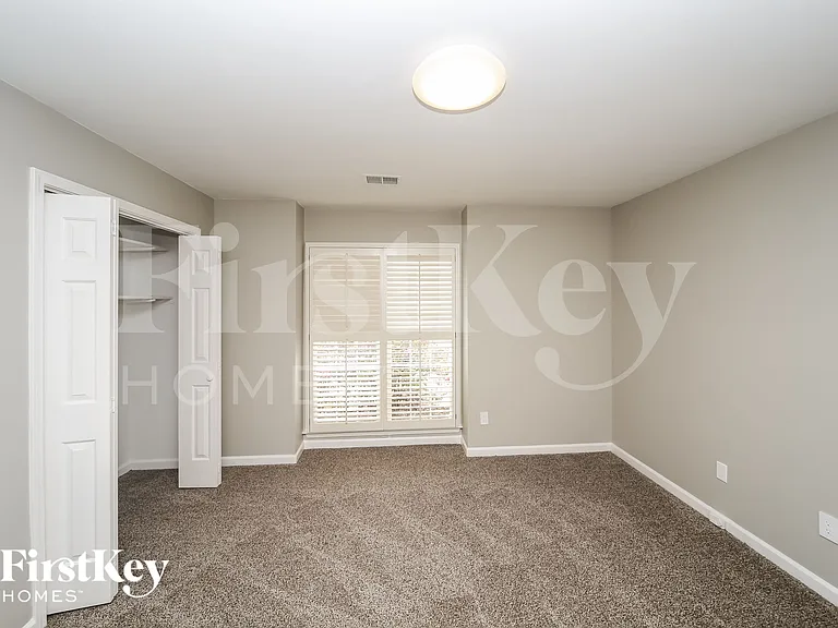 6705 Kirby Trace Cv — Photo 11