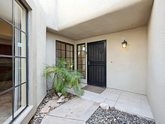 3rd image of 8881 E MEADOW HILL Drive