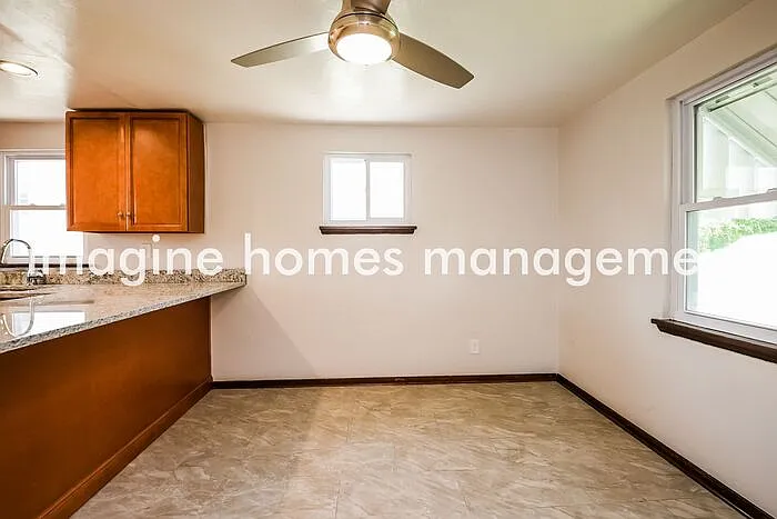 3202 Hazelhurst Ave — Photo 3