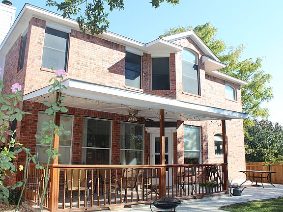 Beautiful roses and sun