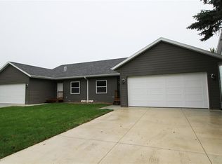 604 Q Ave, Milford, IA 51351