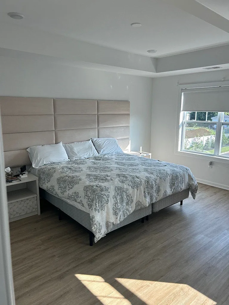 3 bed, 3.5 bath, 1601 sqft, $5,500 — Photo 4