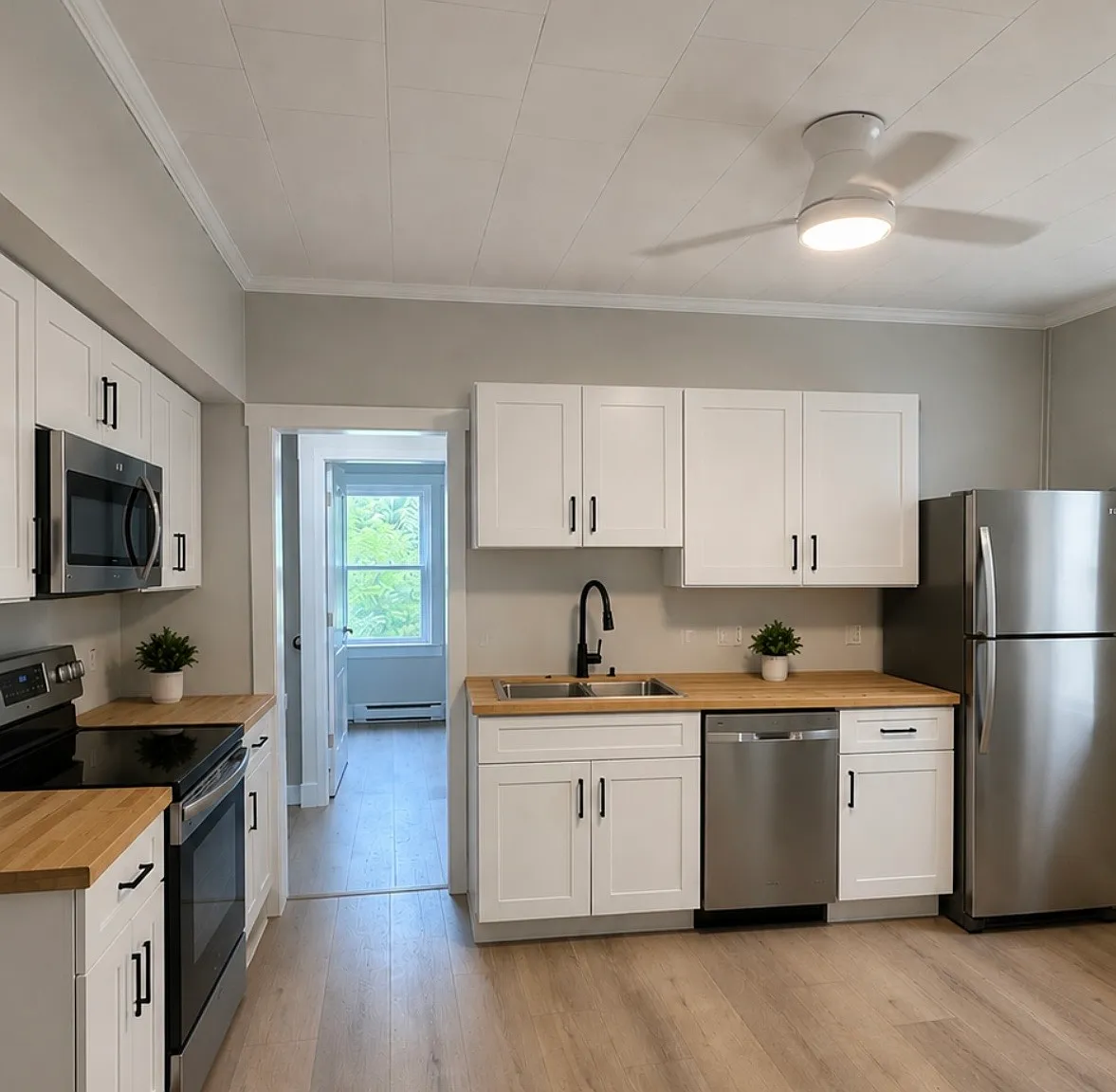 3 bed, 1361 sqft, $1,800 — Photo 3