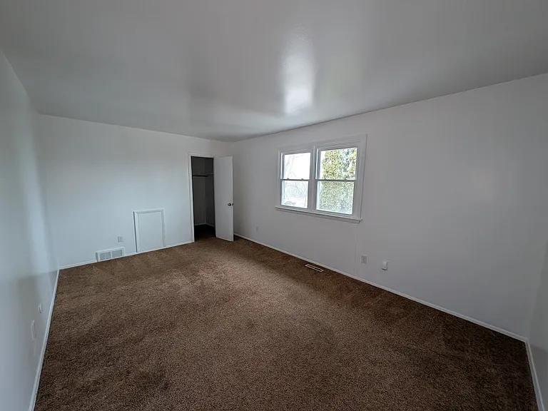 Mountain Ridge Townhouses — Photo 38