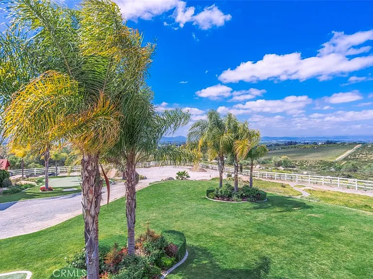 38750 Celita Cir — Photo 44