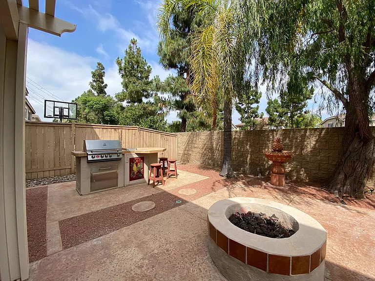 393 Spring Canyon Way — Photo 26
