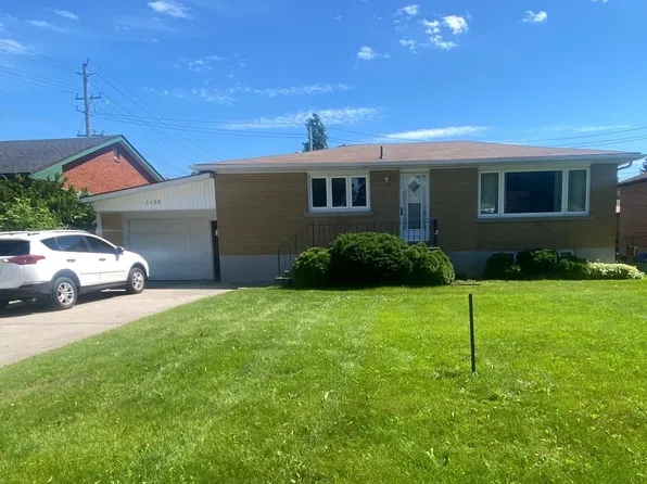 1158 Johnson St, Kingston, ON K7M 2N8