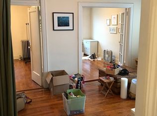 3180 45th St APT 3, Astoria, NY 11103