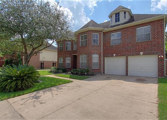 2nd image of 22943 Heathercroft Dr
