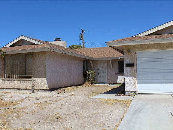 3rd image of 4208 Esmeralda Ave