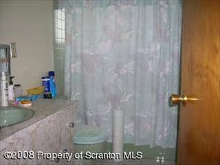 5th image of 1001 W Lackawanna Ave