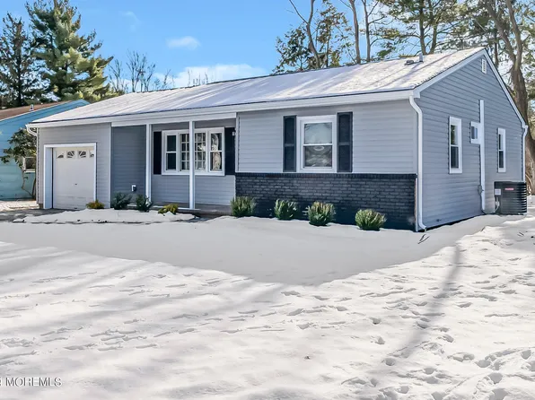 1157 Edgebrook Drive S, Toms River, NJ 08757