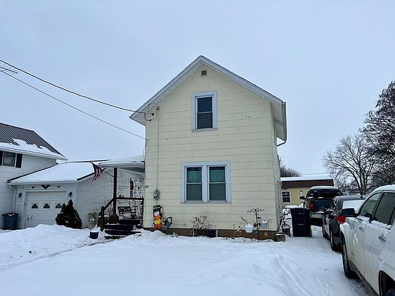 2nd image of 172 W Park Dr