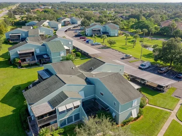 1172 Breezy Way #5, Sebastian, FL 32958