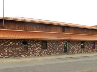 208 N Main St, Winslow, IN 47598