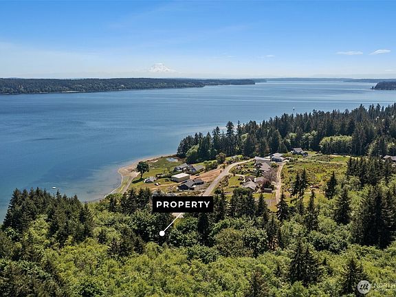 4th image of 15 E Smith Cove Way