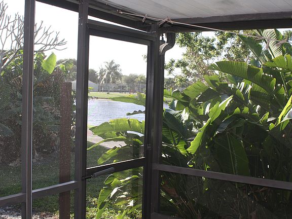 4th image of 5342 Garden Hills Cir