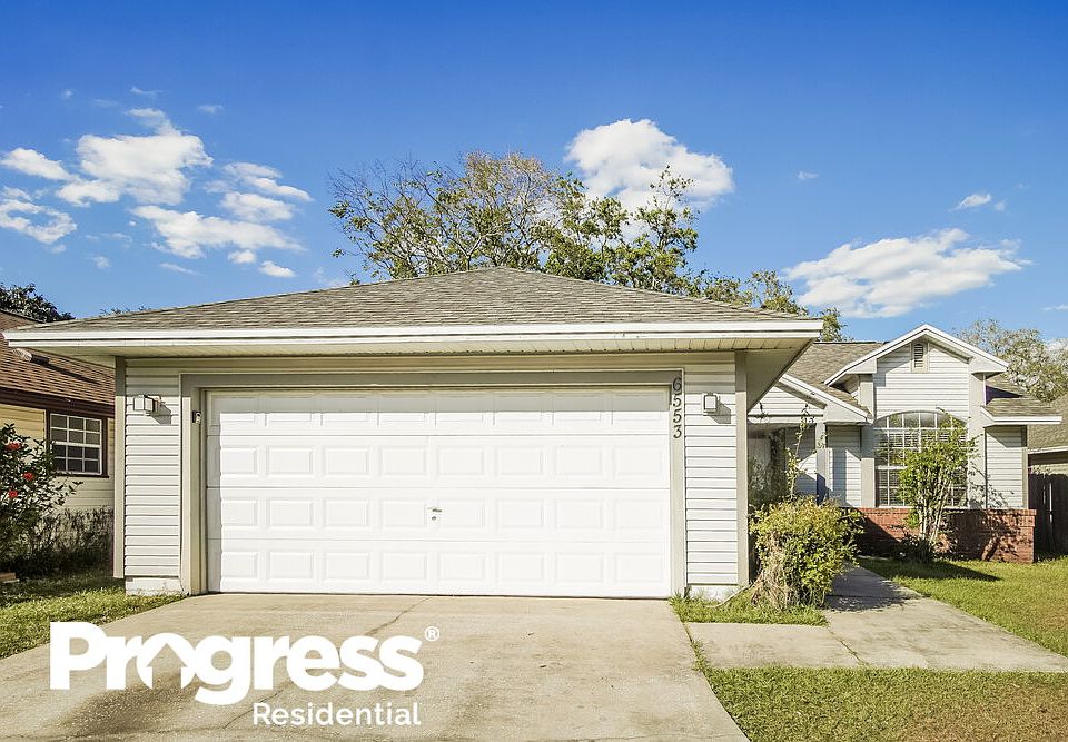 1st image of 6553 Grosvenor Ln
