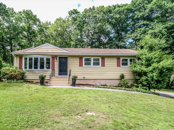 53 Federal Road, Shelton, CT 06484