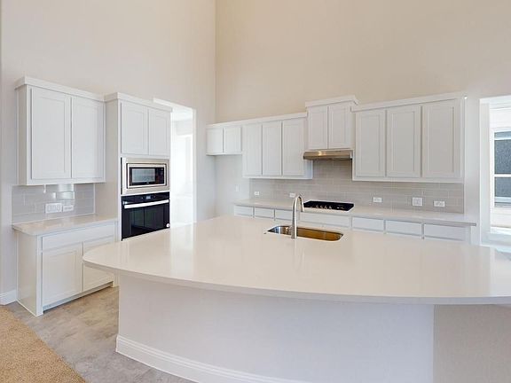 3rd image of 8407 Cornerstone Dr