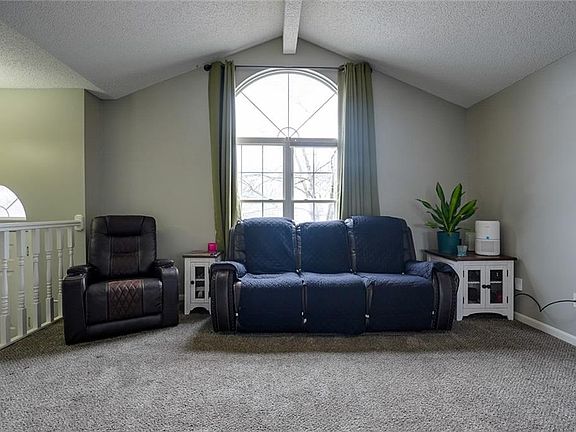 5th image of 3416 S Marshall Ct