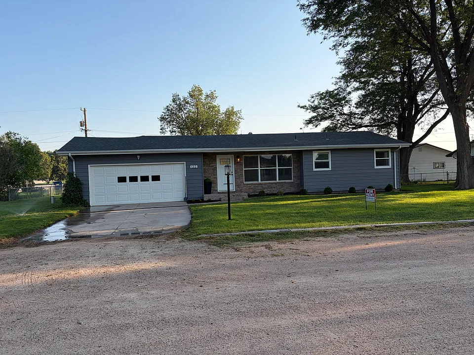 122 Parkview Dr
