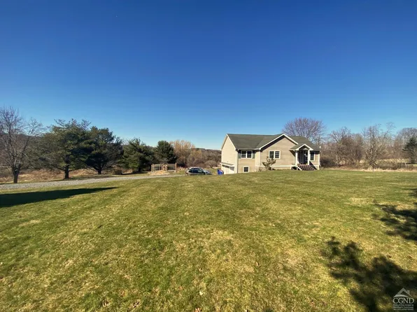 19 Yellow City Road, Amenia, NY 12501