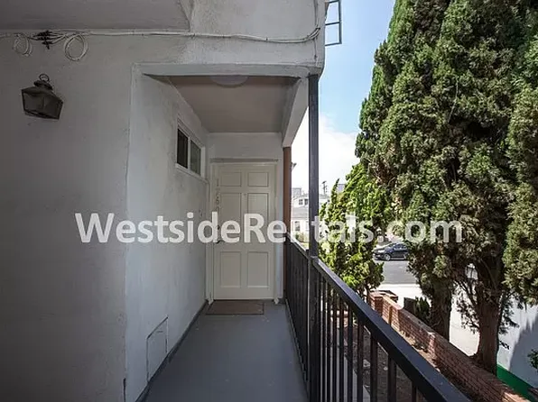 1760 Malcolm Ave #1760, Los Angeles, CA 90024