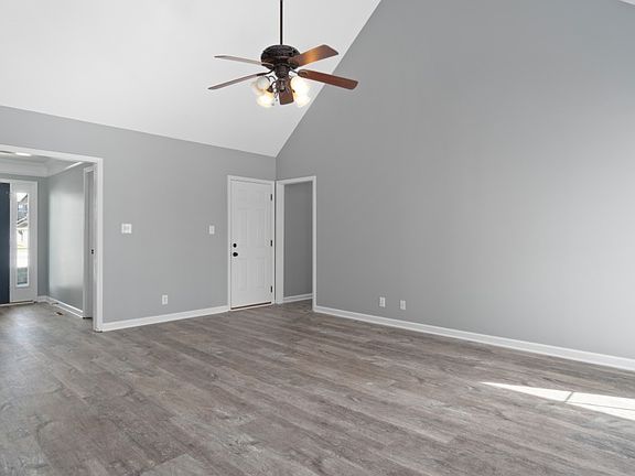 5th image of 498 Winding Bluff Way