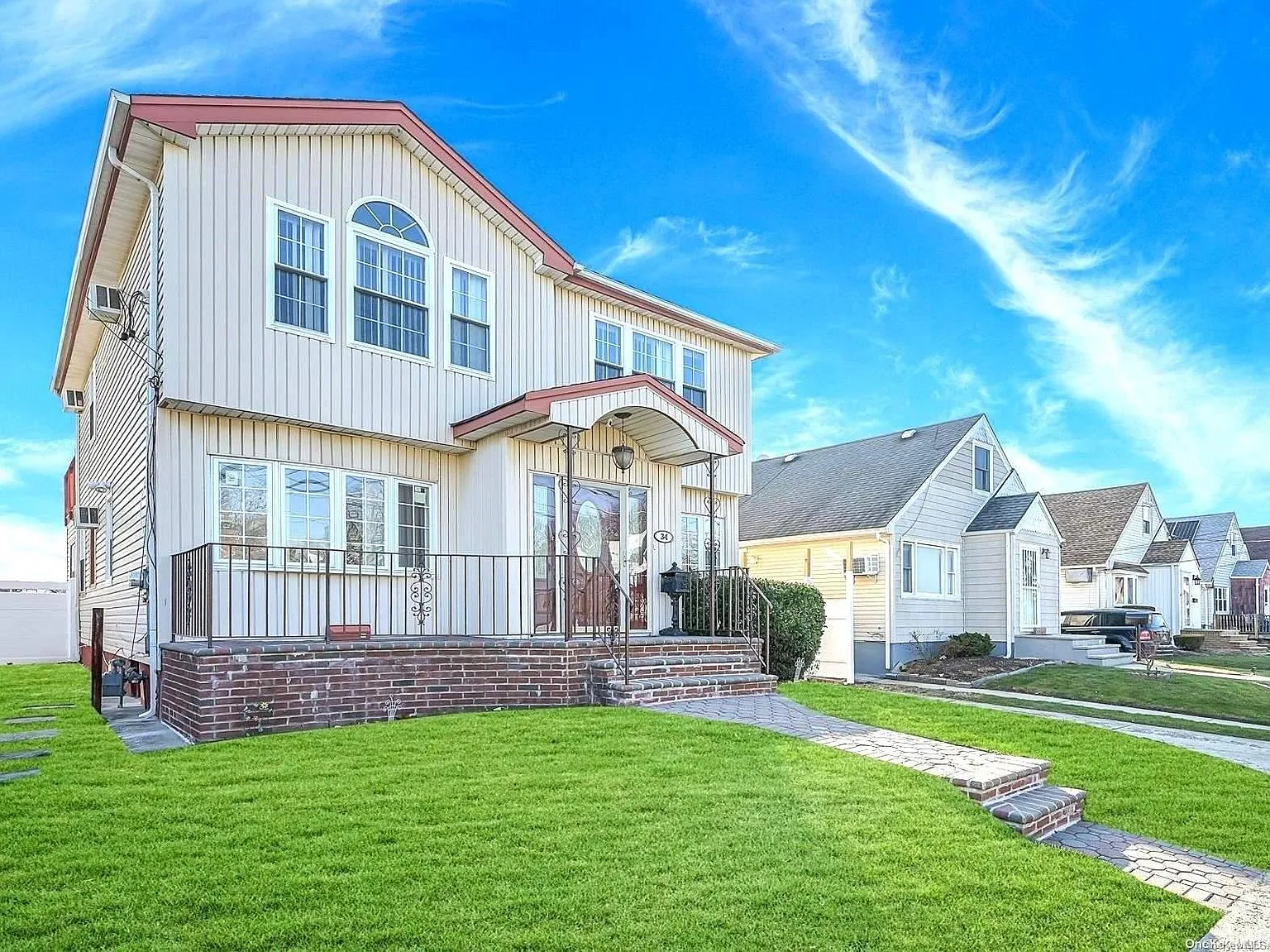 34 Mckeon Avenue photo 1