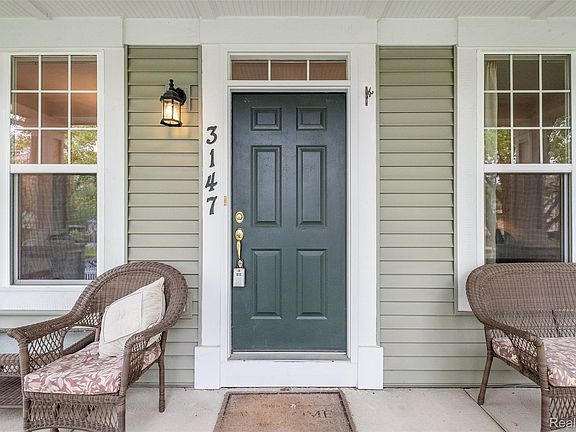 4th image of 3147 Summers Rd