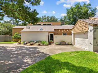 2119 Willow Dell Dr, Seabrook, TX 77586