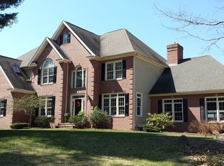 2 Auras Way Rd, Bow, NH 03304