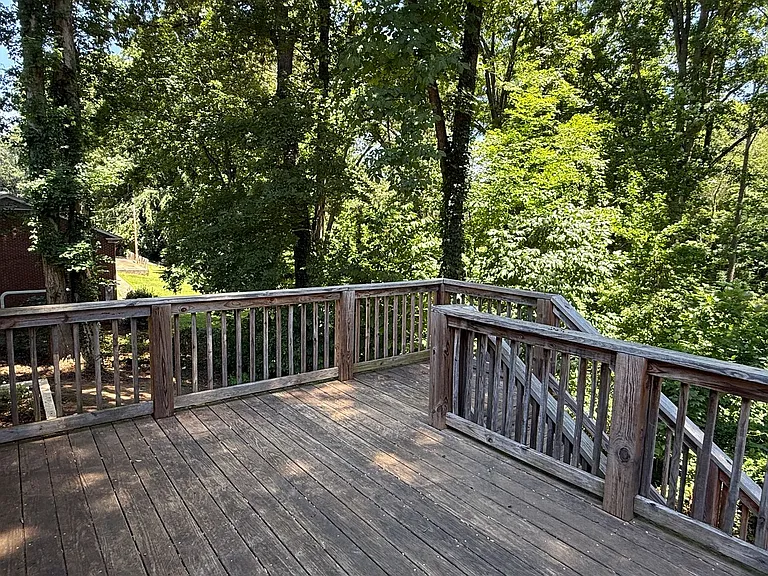 200 Sherwood Dr — Photo 27