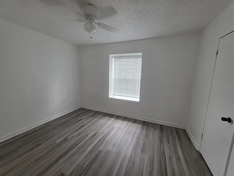 4206 Lake Rd #A — Photo 7