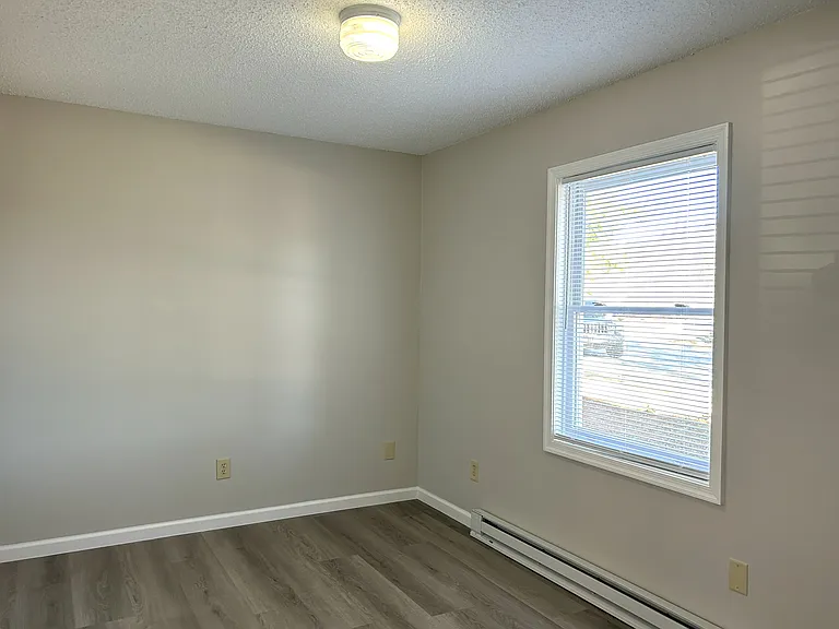 New River Farms - 4bd/2ba: Centrally Located! Pet Friendly! Call For Special Pricing! — Photo 21