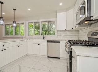 2 Park Rd, Sparta, NJ 07871