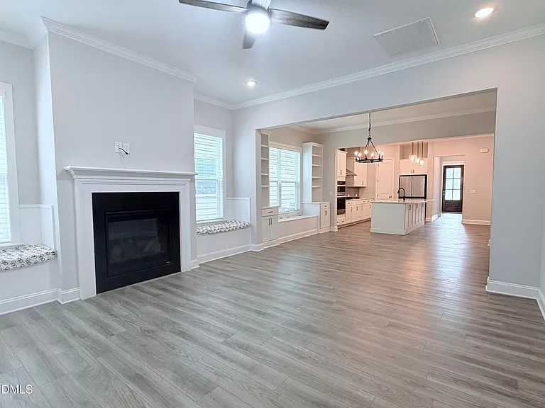 1028 Bravura Dr — Photo 2
