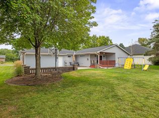 504 E Elmwood St, Arlington, MN 55307